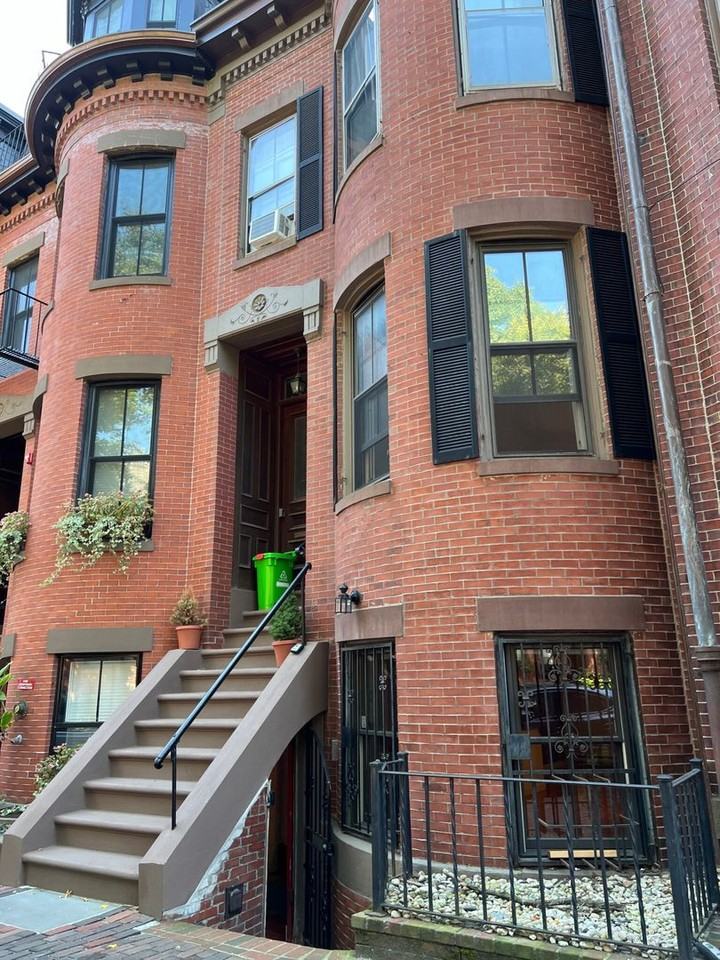 28 Appleton St - Photo 3 of 22