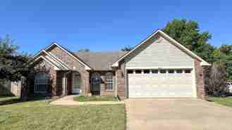 1683 Eastgate Cir - Photo 1 of 1