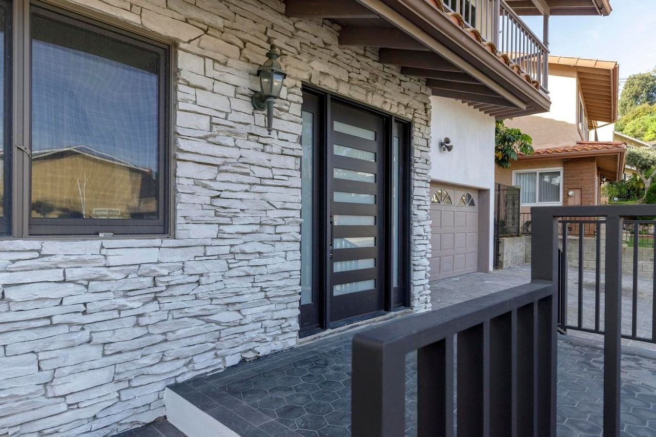 3900 Paseo De Las Tortugas - Photo 4 of 50