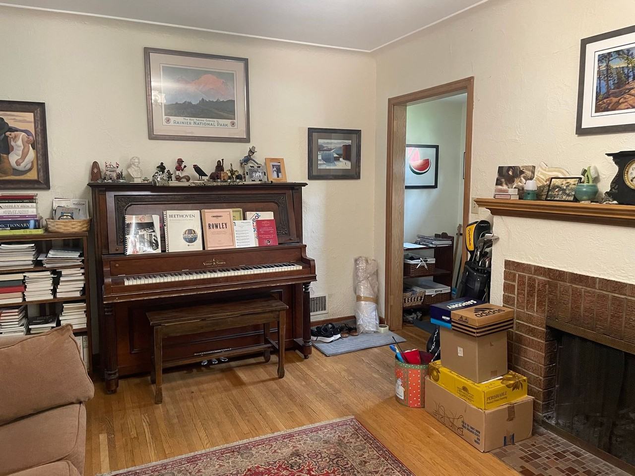 1532 Huron St - Photo 3 of 25