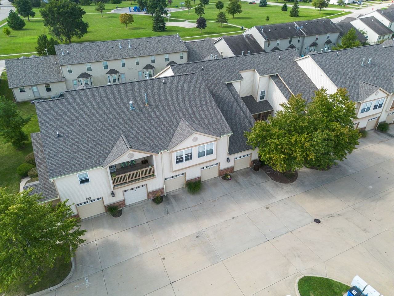 3739 Thornhill Cir - Photo 3 of 22