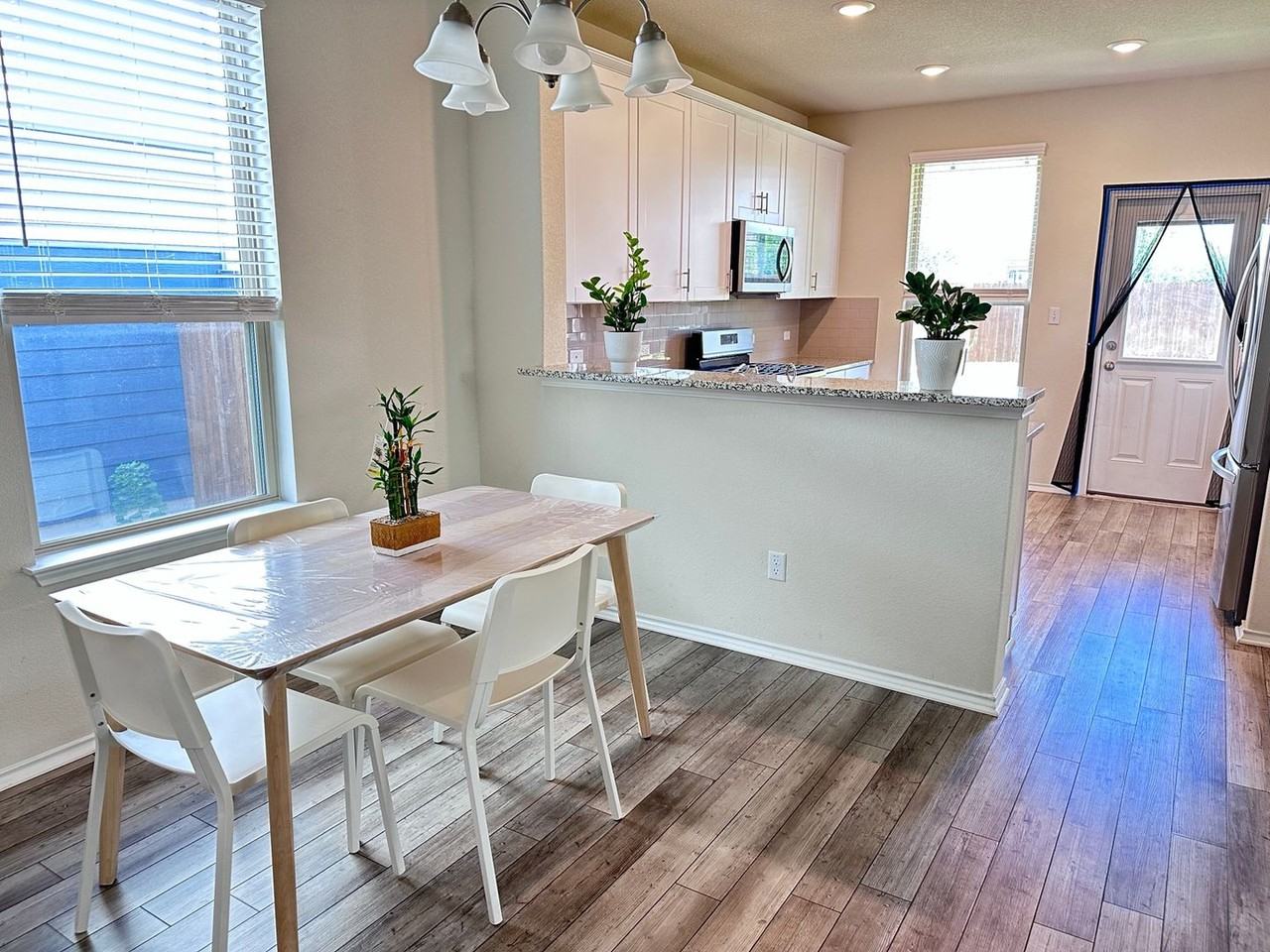 508 Black Alder St - Photo 3 of 31