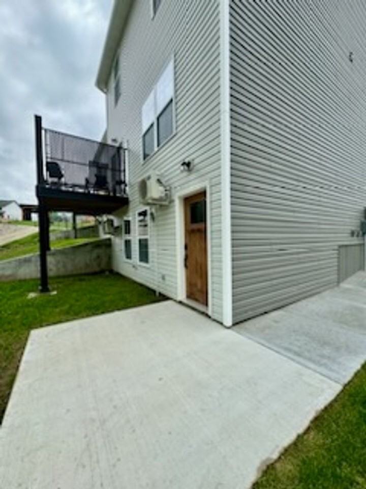 116 Switchback Rd - Photo 3 of 23