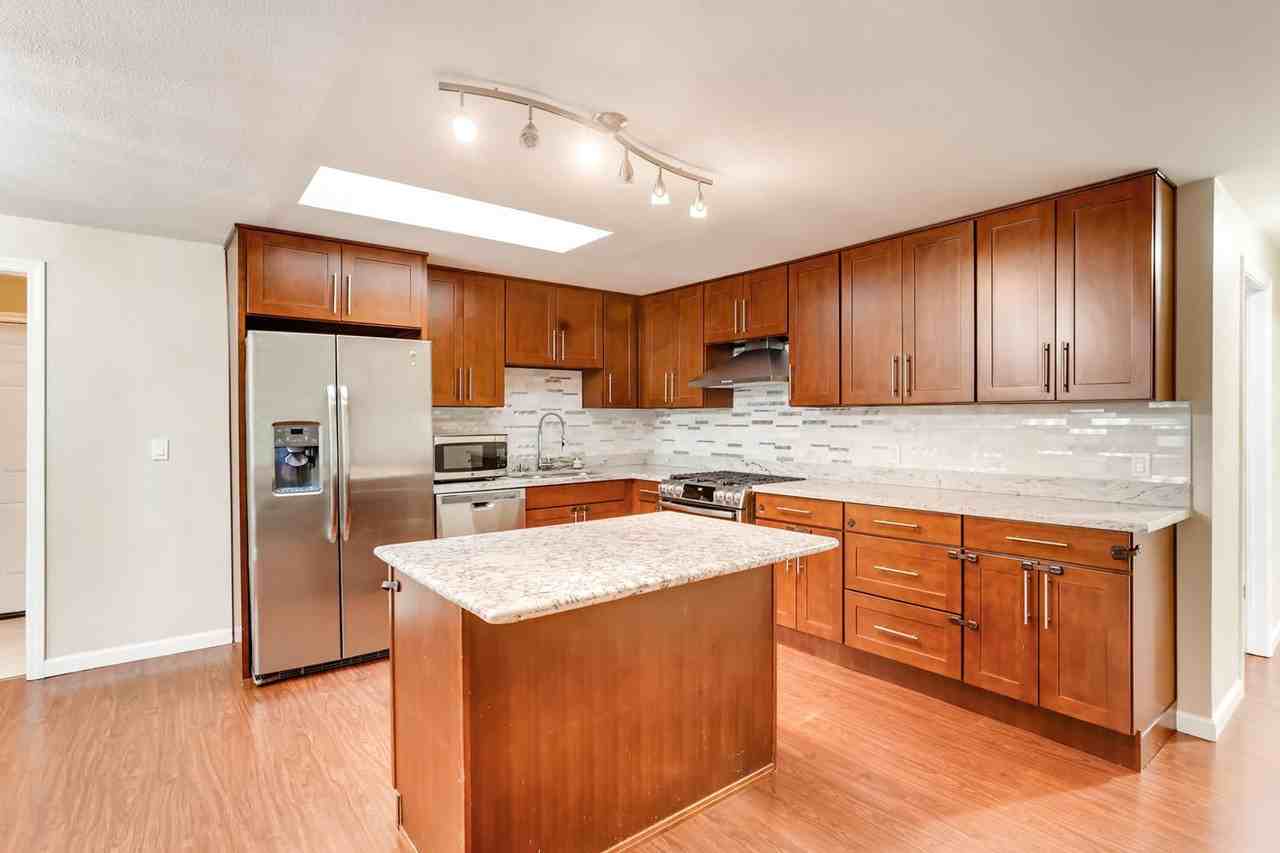 2443 137th Ave Se - Photo 5 of 27