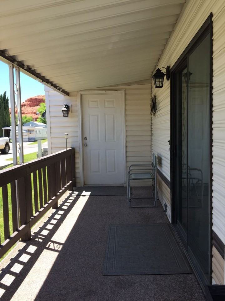 1150 Red Hills Parkway #142 - Photo 4 of 30