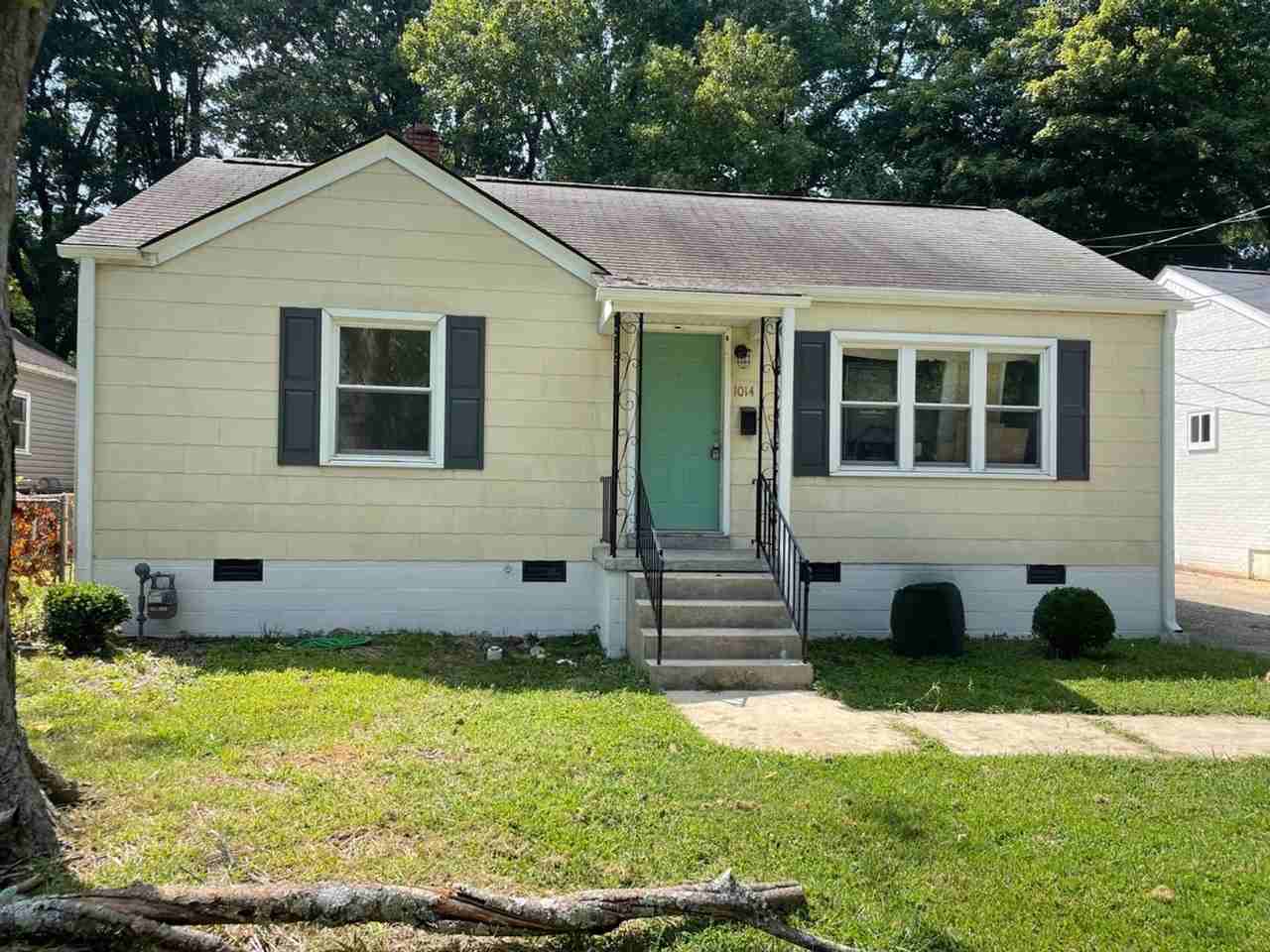 1014 Portland St - Photo 2 of 11