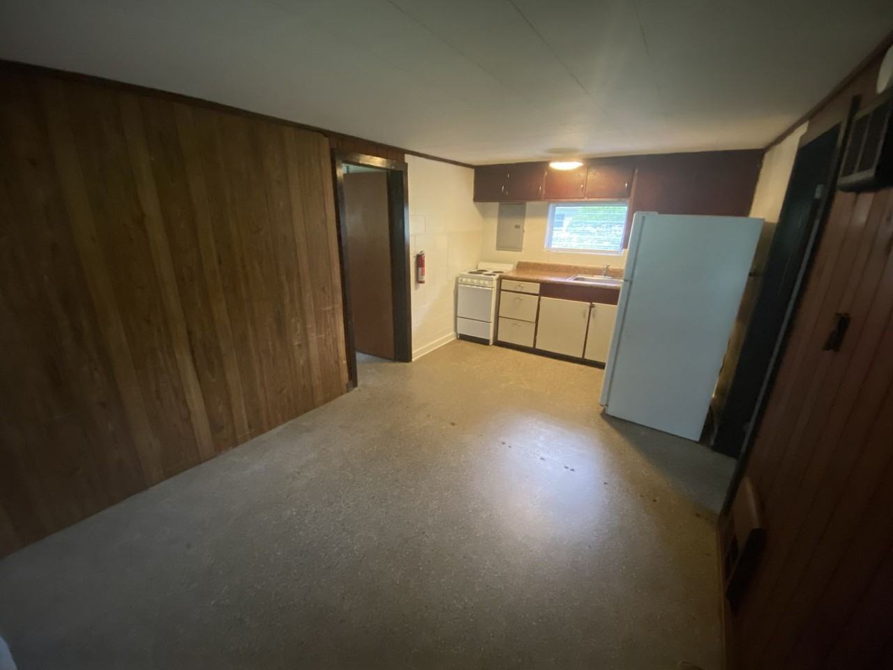 121 Dora Ave - Photo 2 of 7