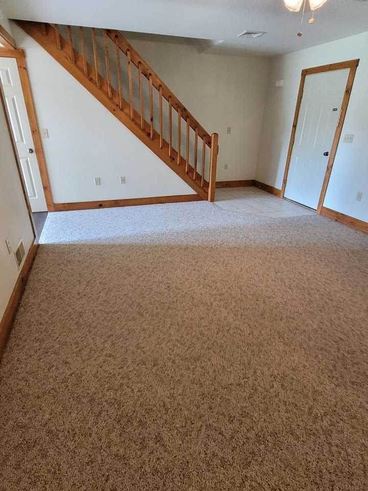 217 Spencer Ave - Photo 3 of 19