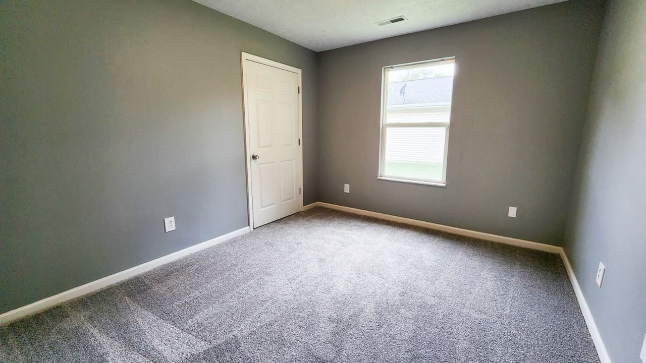 151 Ridgelawn Ave - Photo 3 of 14