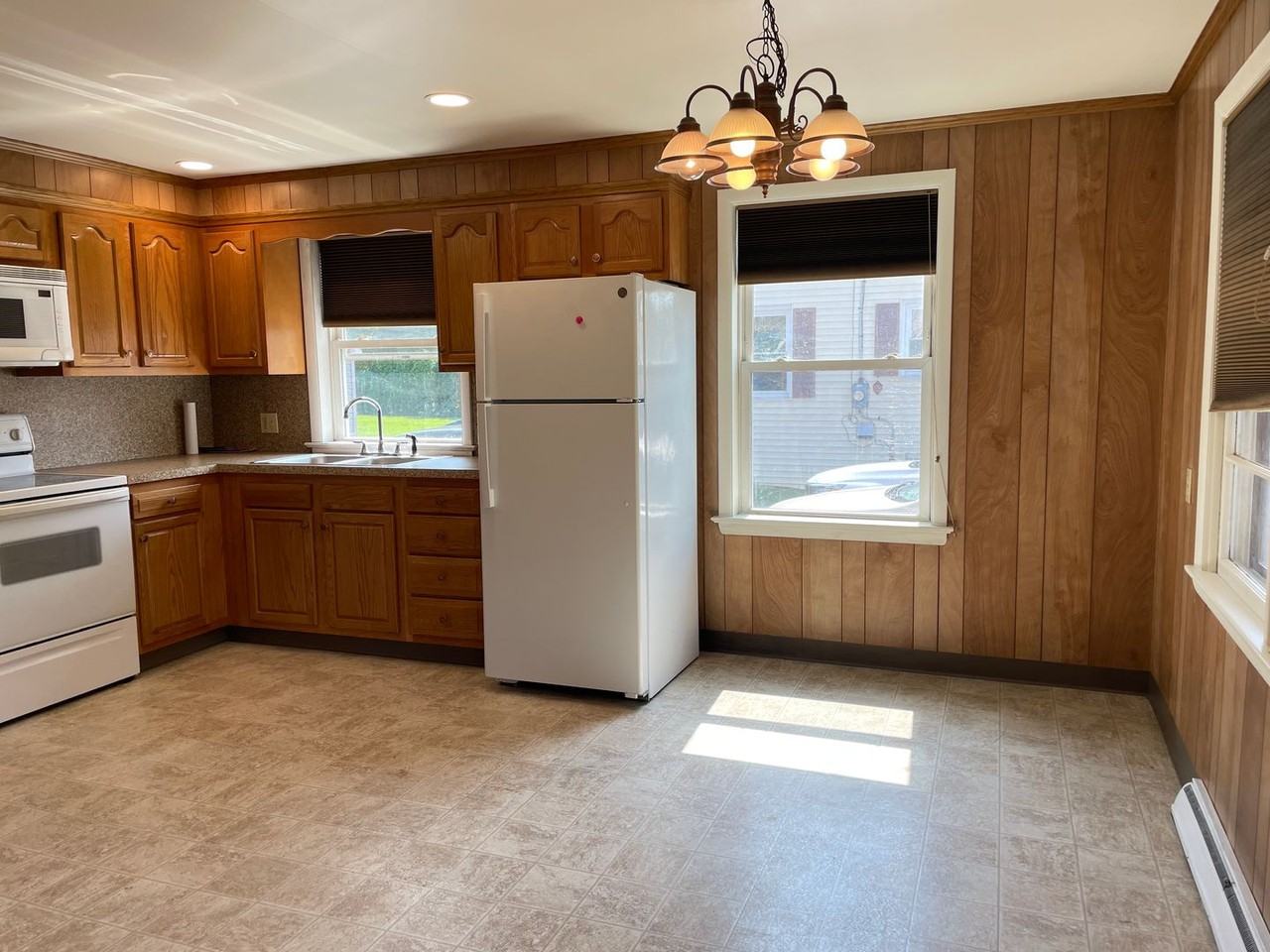 6157 Carpenter St - Photo 3 of 43