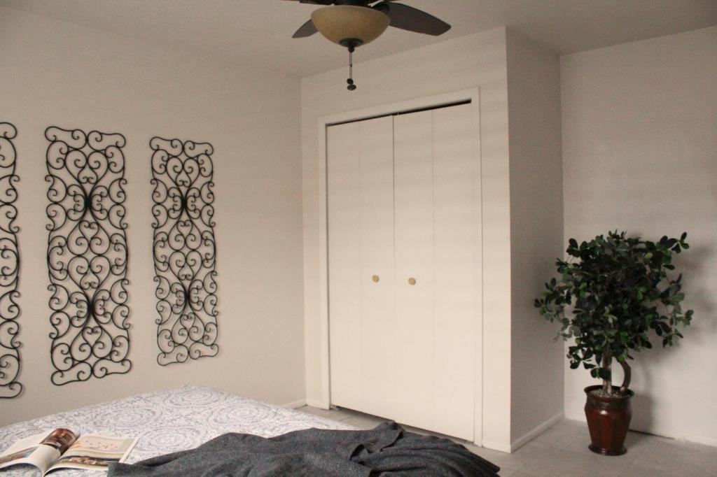 1025 Alvarado Dr Se #A - Photo 2 of 9