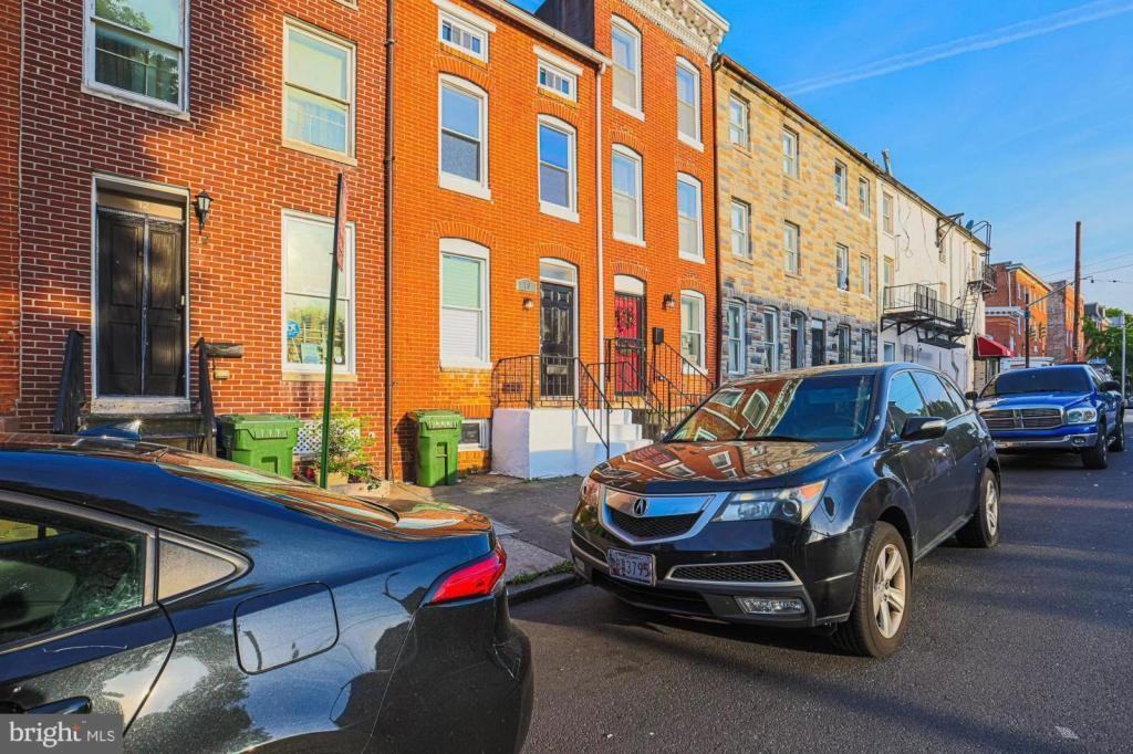 10 S Carey St - Photo 2 of 37