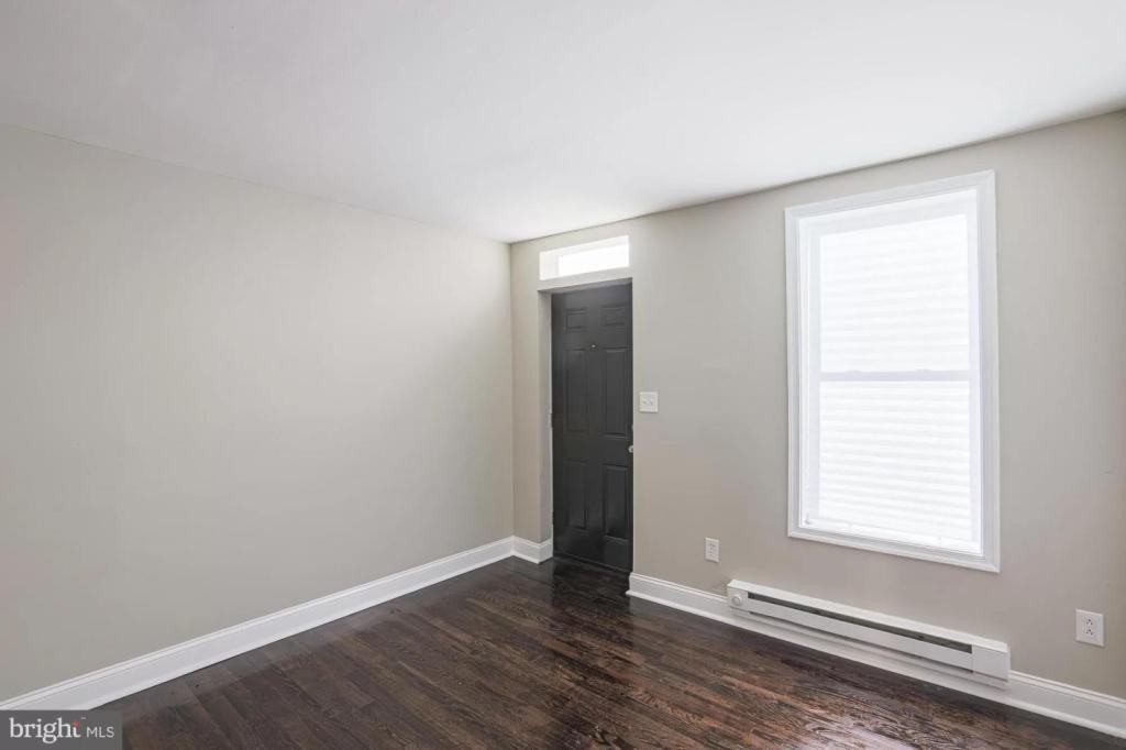 10 S Carey St - Photo 7 of 37