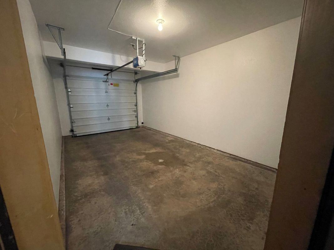 210 Kennel Ave ##C - Photo 2 of 11