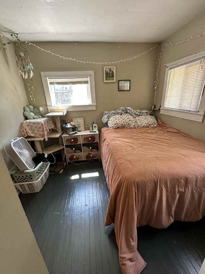 115 8th Ave - Photo 6 of 10