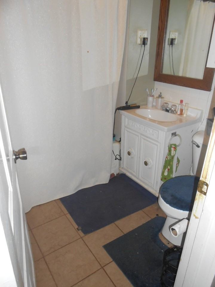 739 Chippewa St - Photo 6 of 11