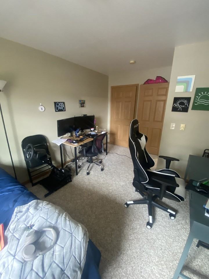221 10th Ave Apt 4 - Photo 6 of 22