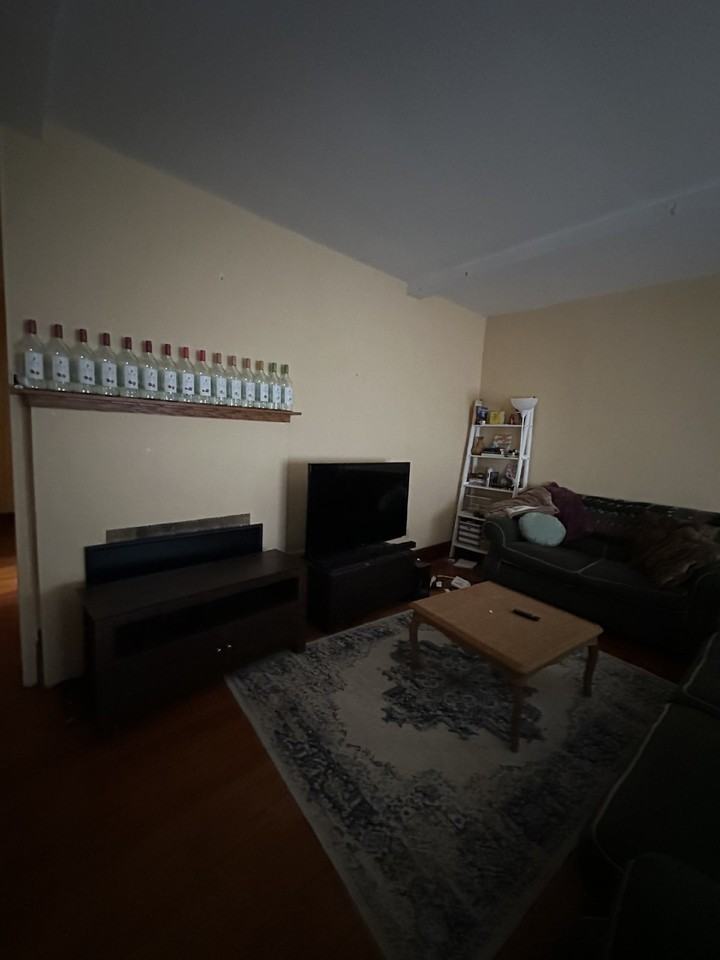 308 Jefferson St - Photo 4 of 19