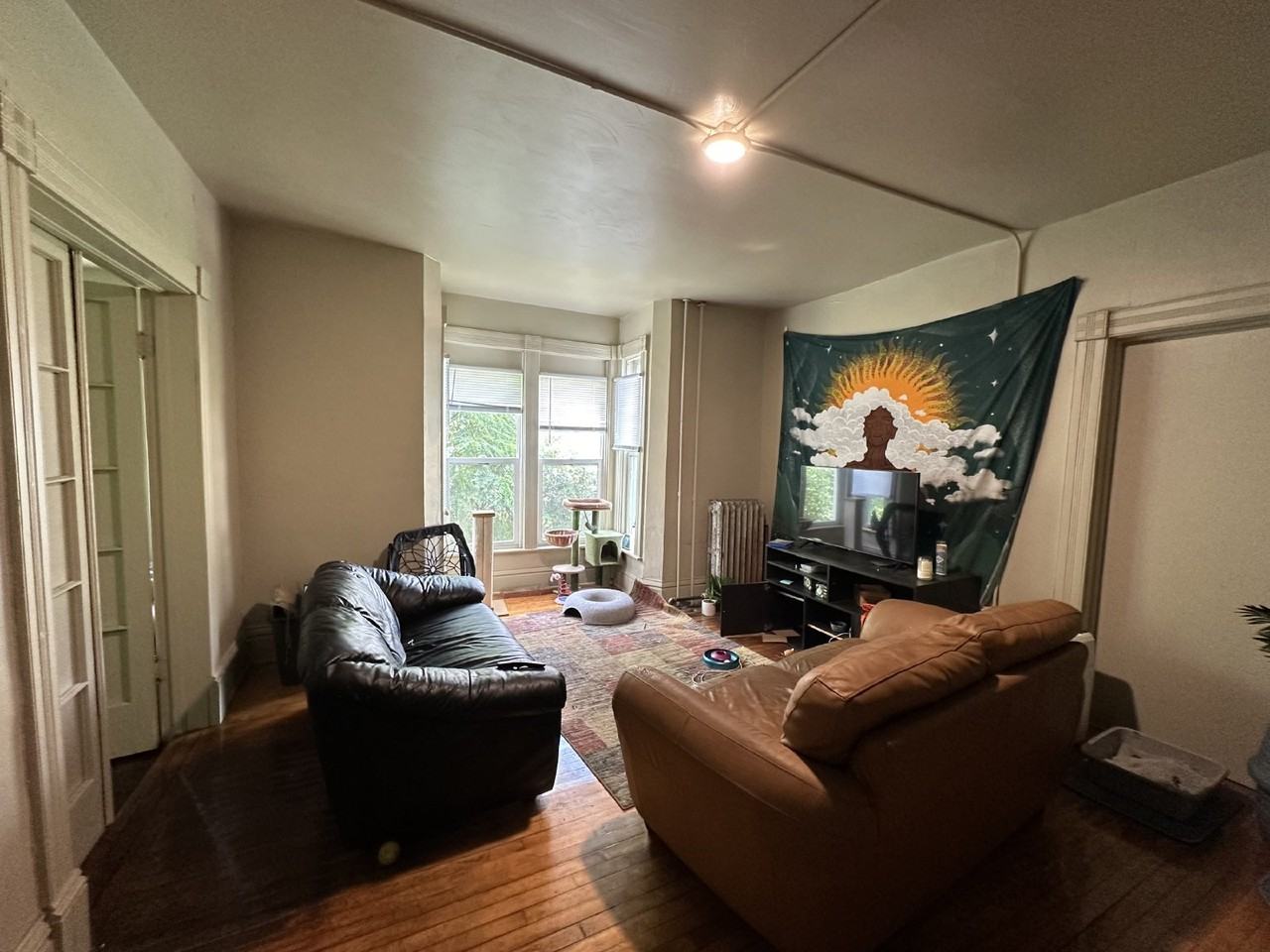 327 Summit Ave - Photo 5 of 11