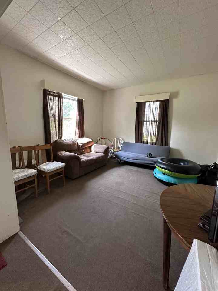 622 Niagara Street - Photo 4 of 22