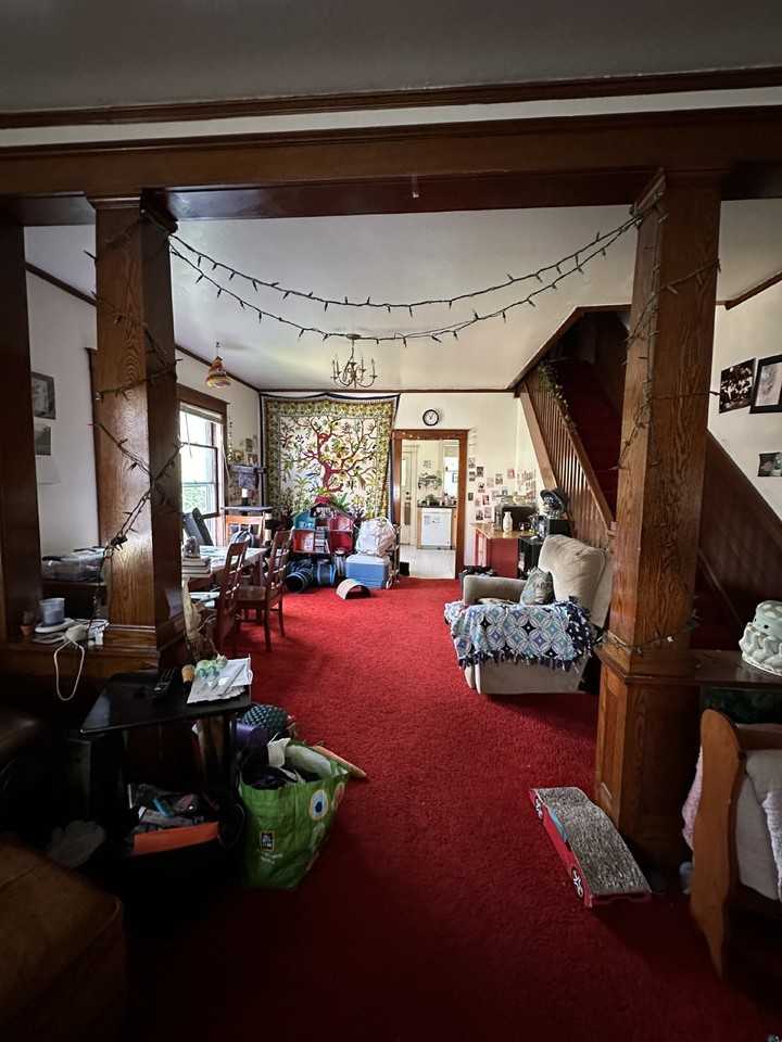 709 5th Ave - Photo 3 of 15