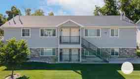 674 W Meadow Dr - Photo 1 of 1