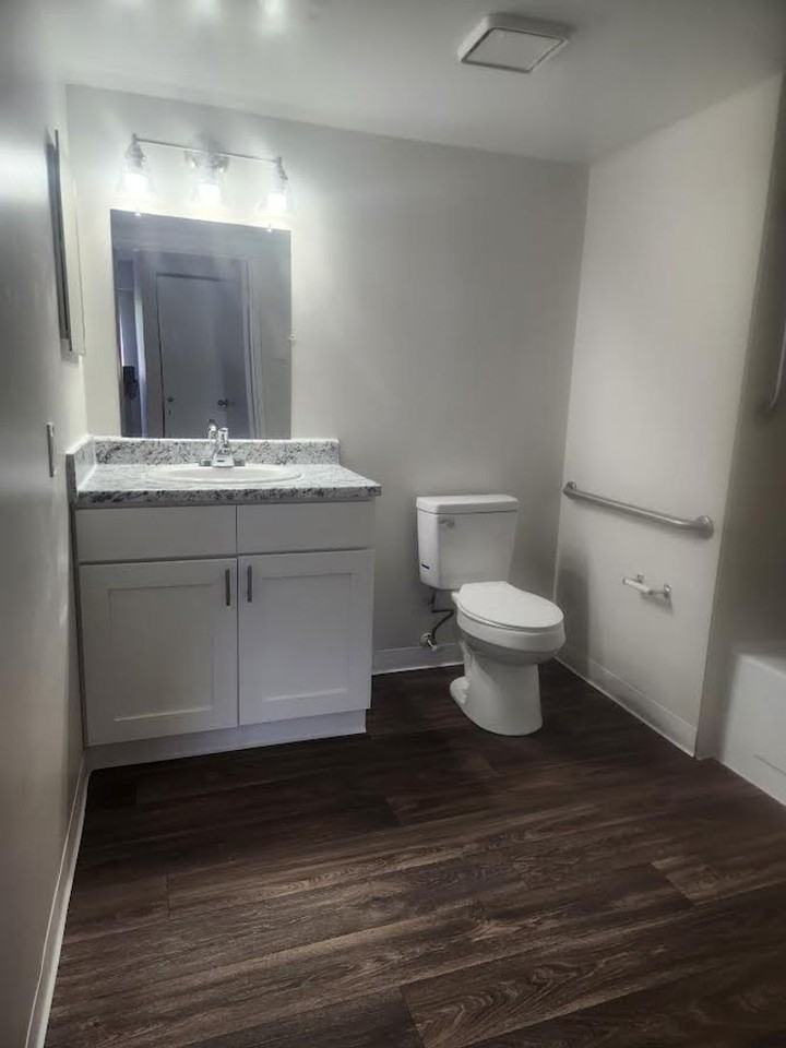 North Pointe Apartments - Photo 5 of 37