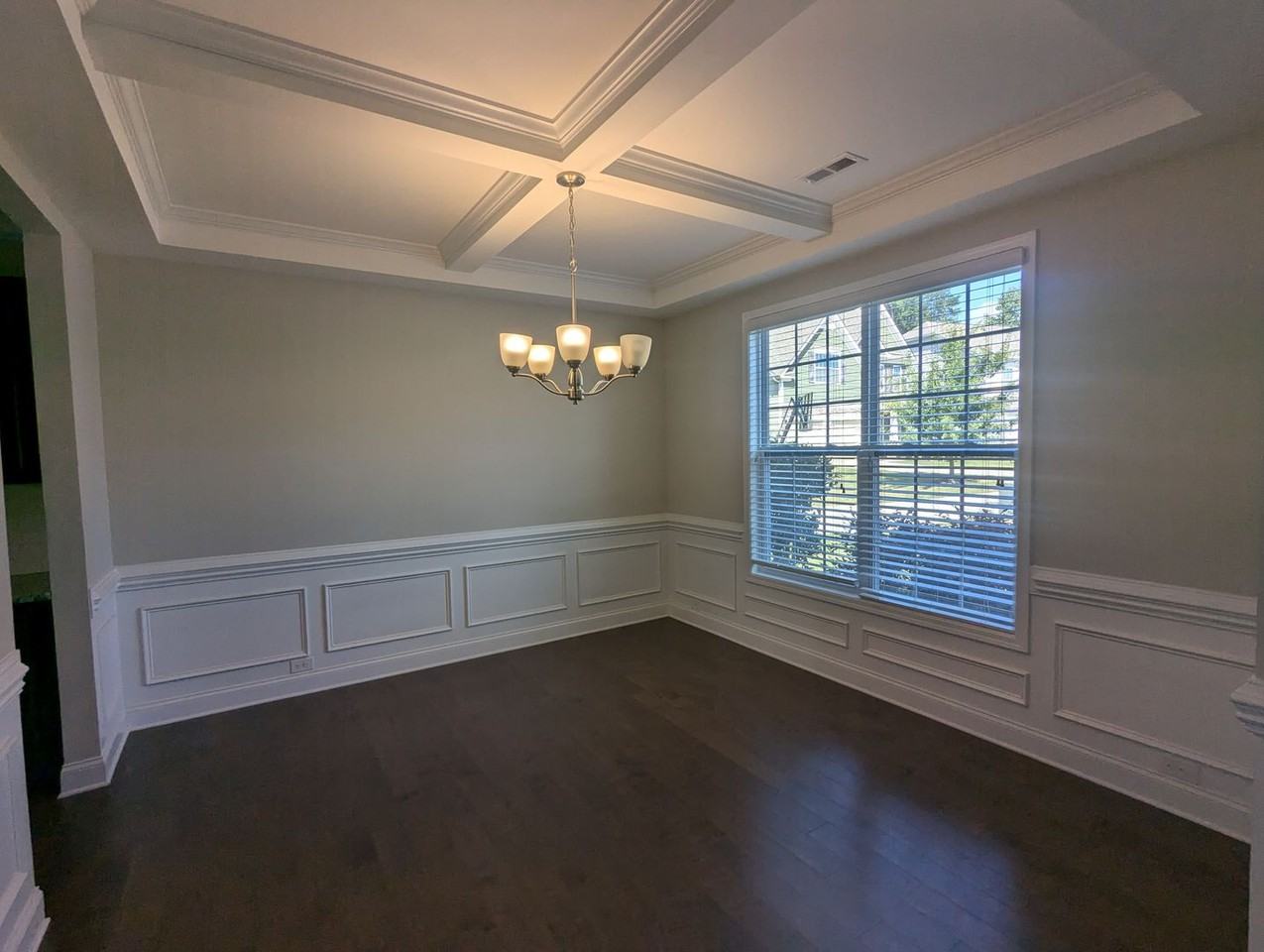 3979 Lake Breeze Dr - Photo 2 of 29