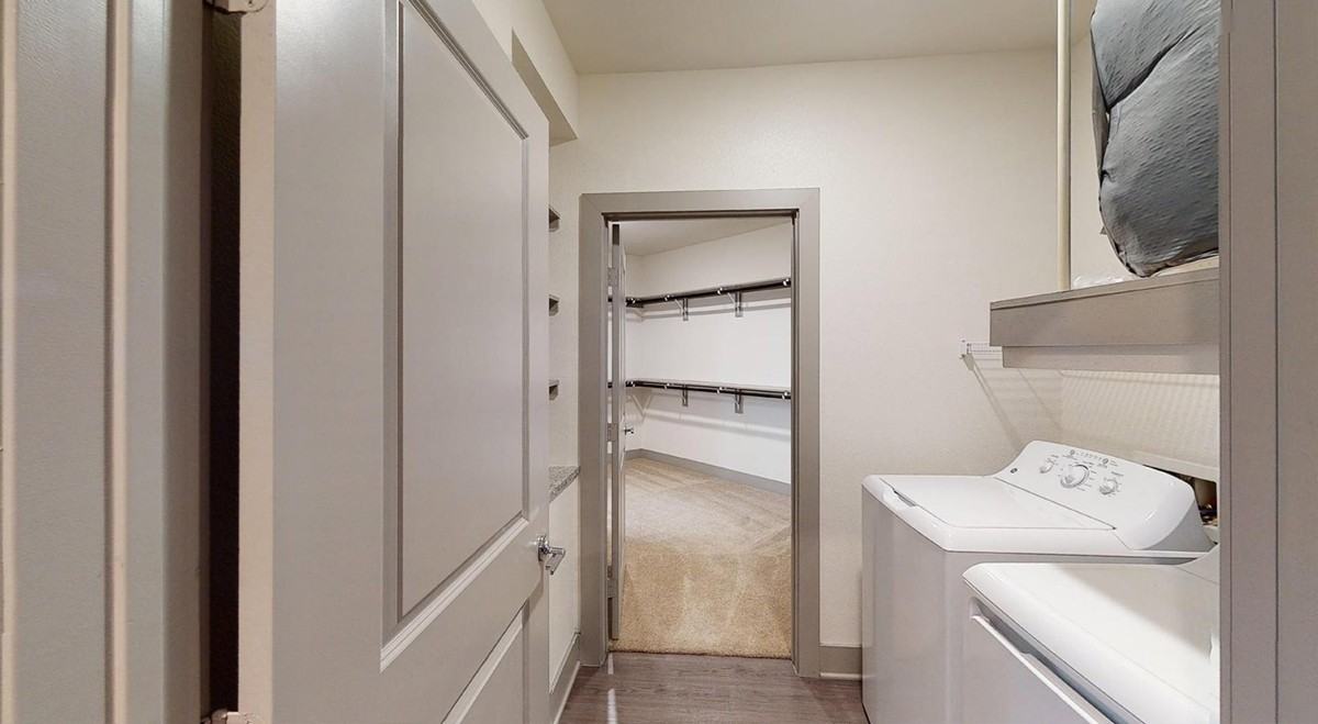 5153 Bent Tree Forest Dr #0000 - Photo 6 of 6