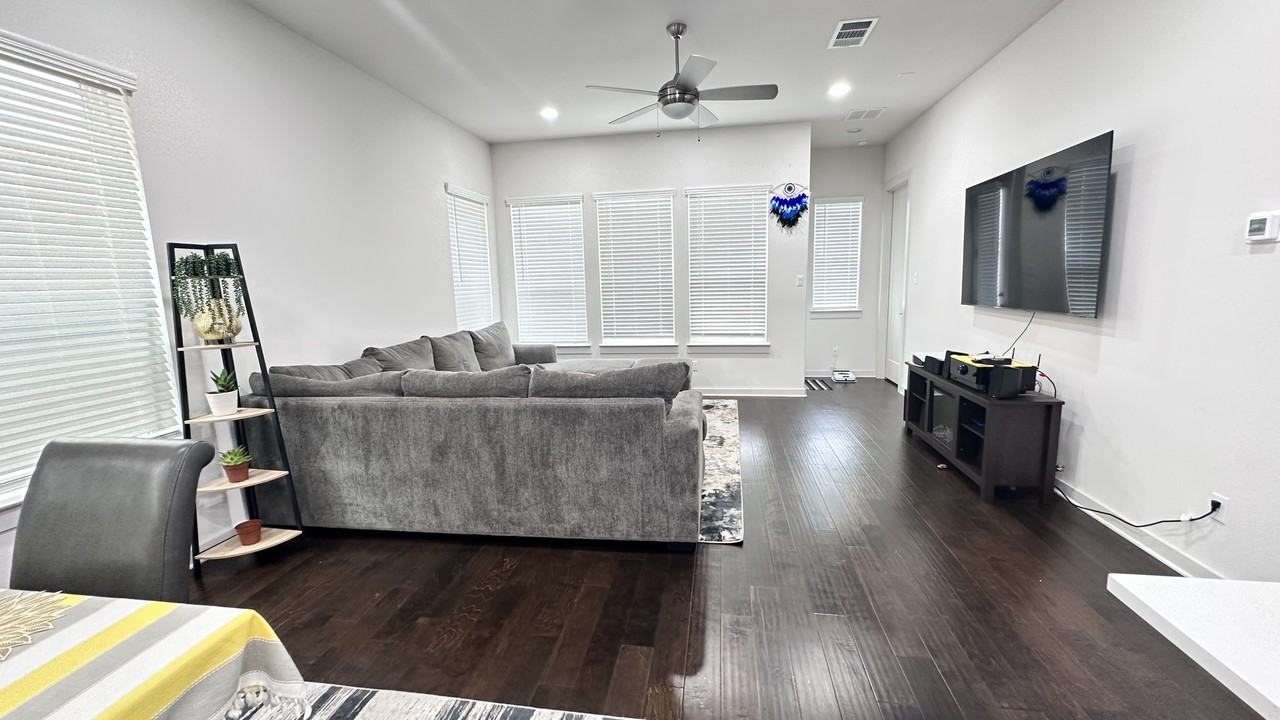 1336 Westborough Ln #NA - Photo 5 of 17