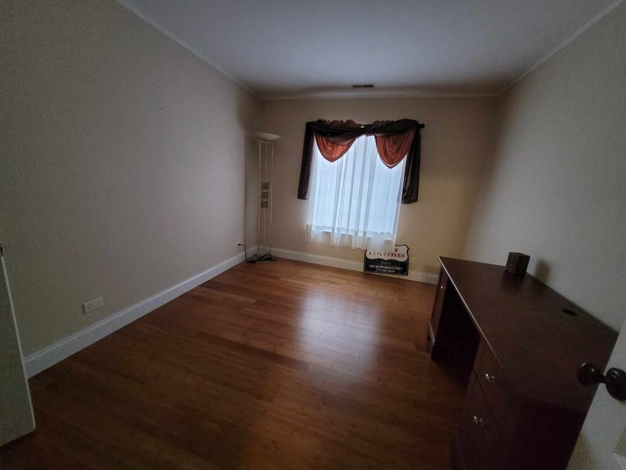 2075 College Green Drive #1ELGIN - Photo 6 of 10