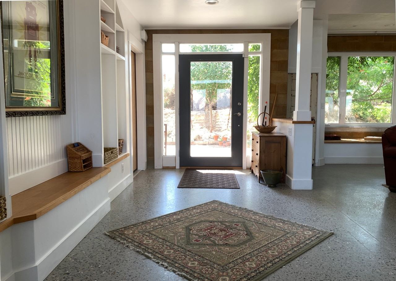 4504 Silver Creek Rd - Photo 2 of 28