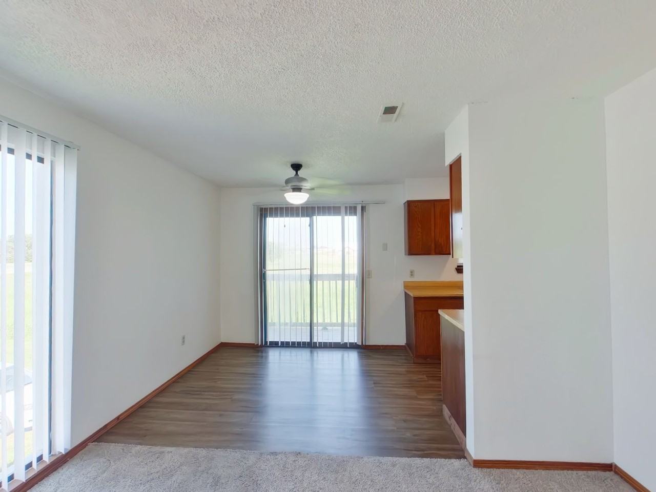 3950 N Garland Cir #3 - Photo 3 of 8