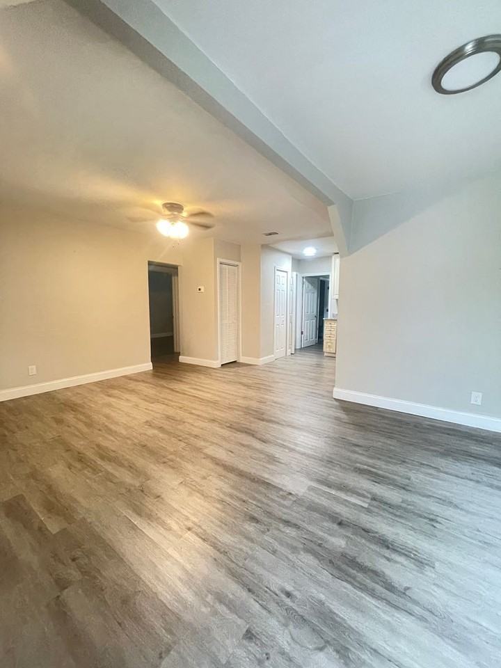 1936 Lambert St - Photo 2 of 16