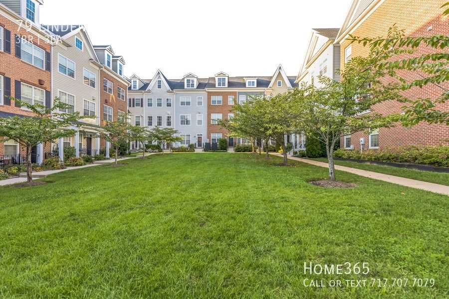 79 Linden Pl - Photo 2 of 18