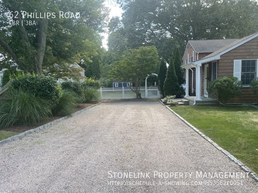 62 Phillips Rd - Photo 3 of 46