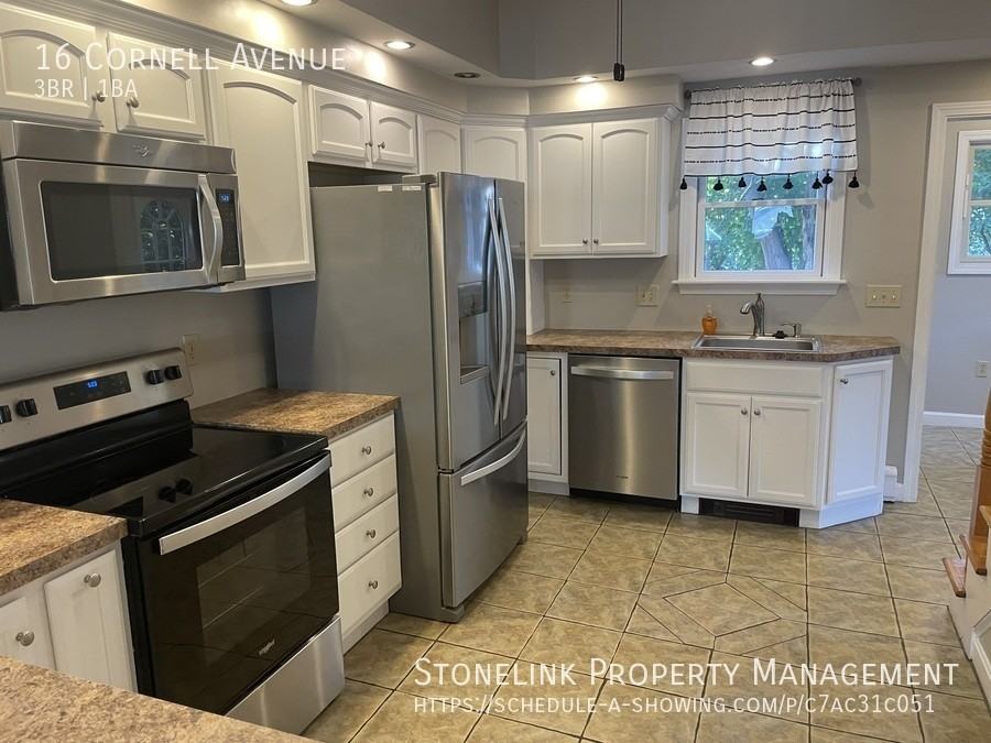 16 Cornell Ave - Photo 3 of 36