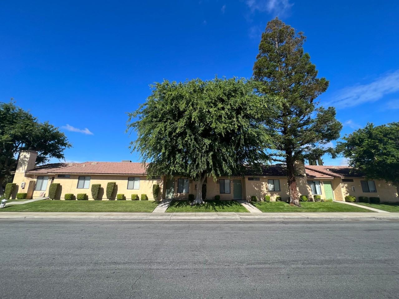 8600 White Rock - Photo 4 of 16