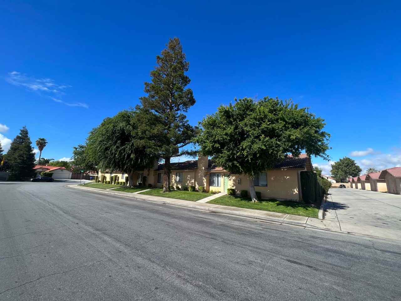 8600 White Rock - Photo 6 of 16