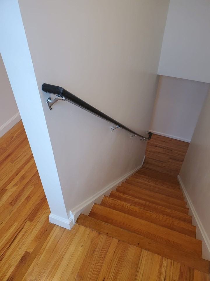 21 Bellevue Ave - Photo 2 of 30