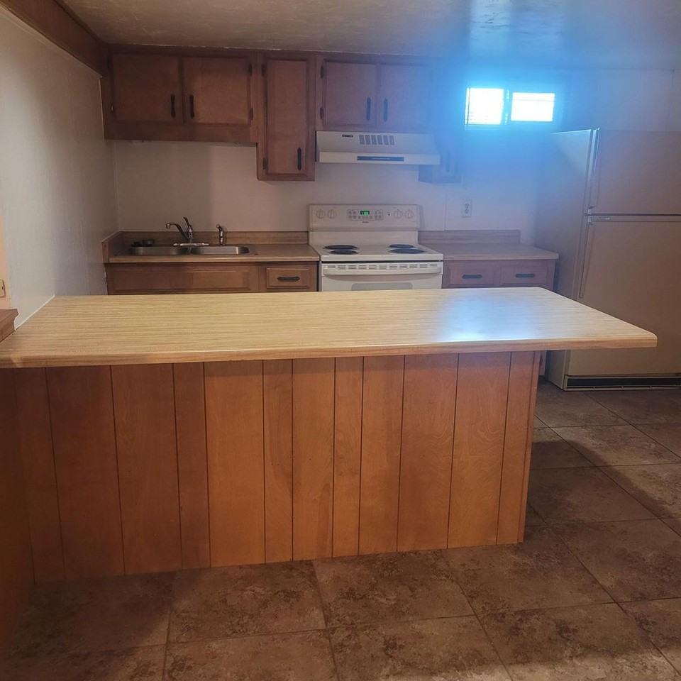 1600 North 17th Street #B - Photo 3 of 9