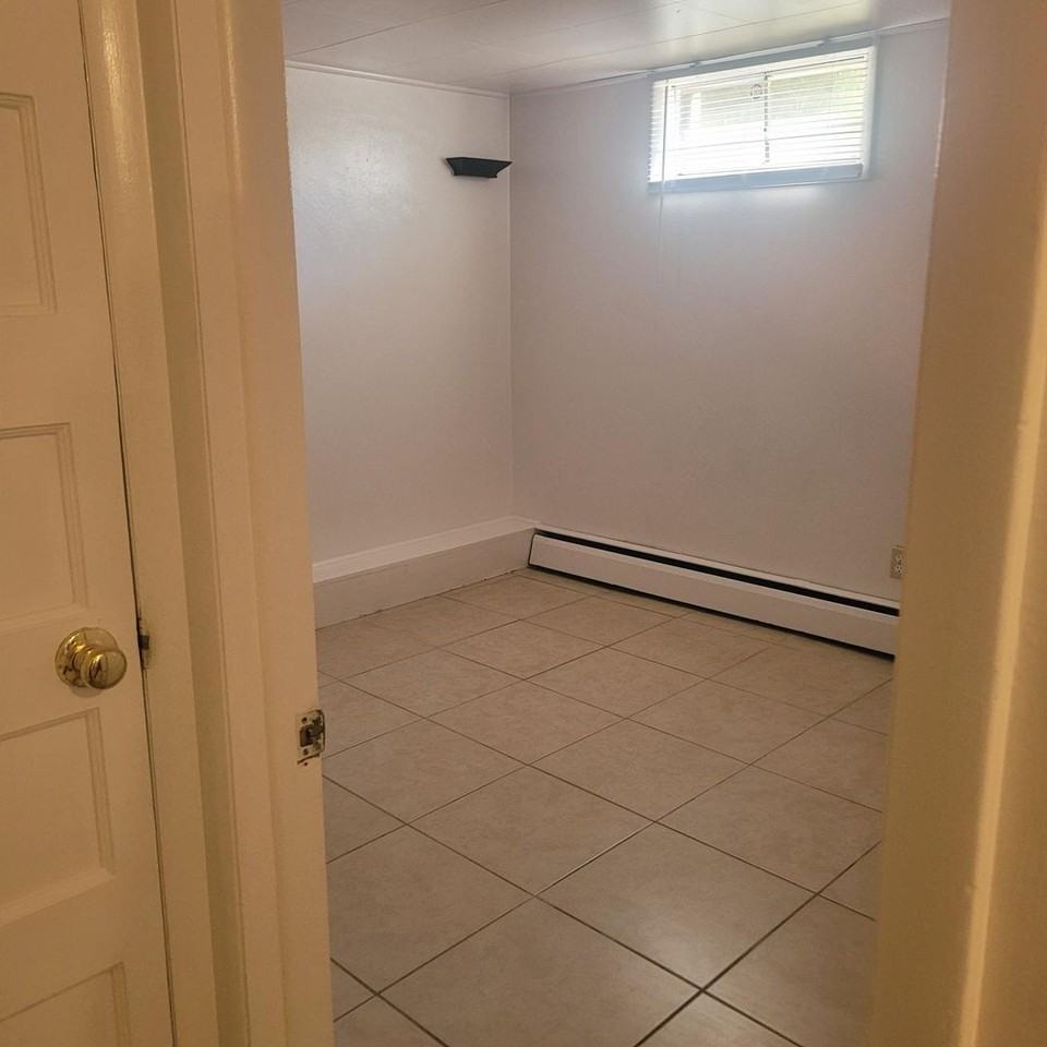 1600 North 17th Street #B - Photo 7 of 9