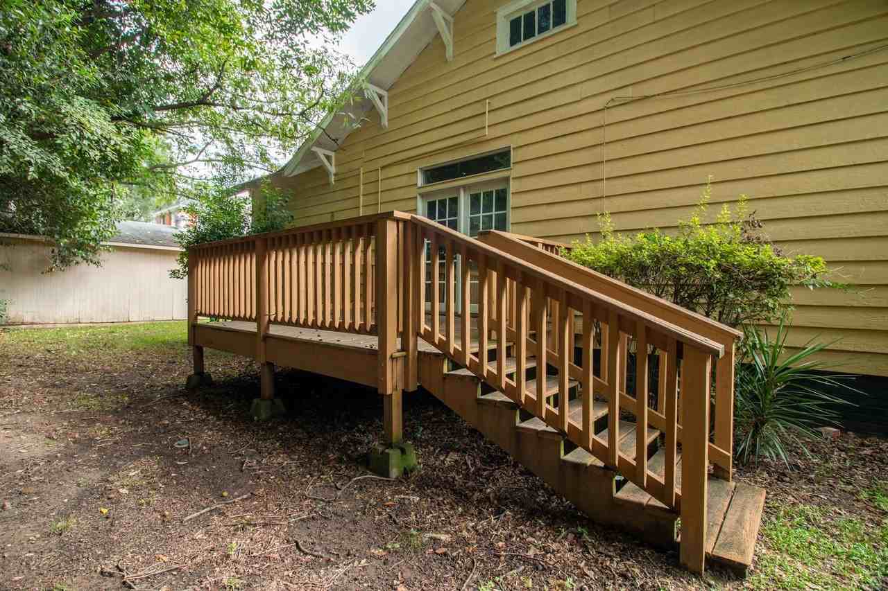 1201 16th Ave - Photo 4 of 15