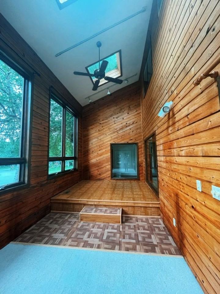 12701 Nautilus Ct - Photo 2 of 50