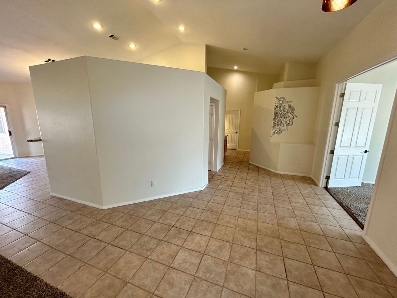 5440 Painted Gorge Dr - Photo 3 of 34