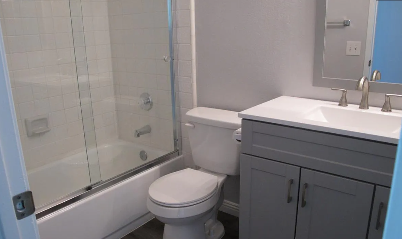 1412 Evergreen Ln - Photo 7 of 12