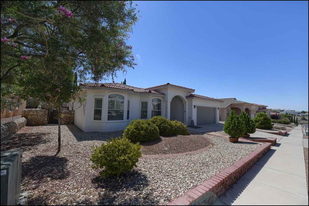 1472 Shelby Ridge Dr - Photo 3 of 49