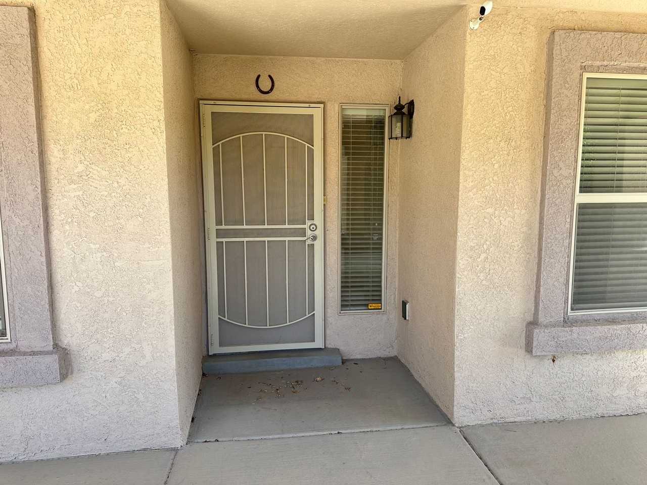 2212 Las Brisas Cir Se - Photo 2 of 38