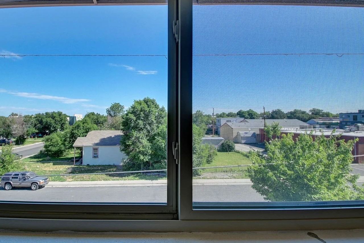 10444 E. 14th Avenue - Photo 7 of 12