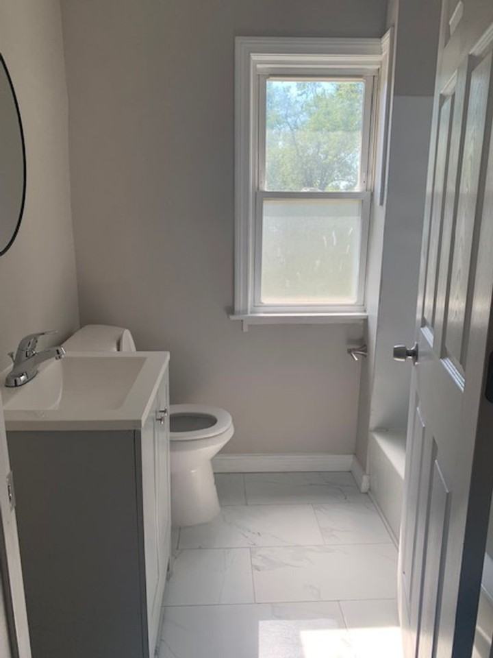 23352 Powell Avenue - Photo 4 of 15